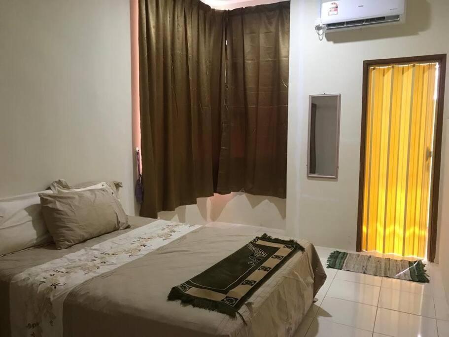 קואלה טרנגאנו Hj Homestay מראה חיצוני תמונה