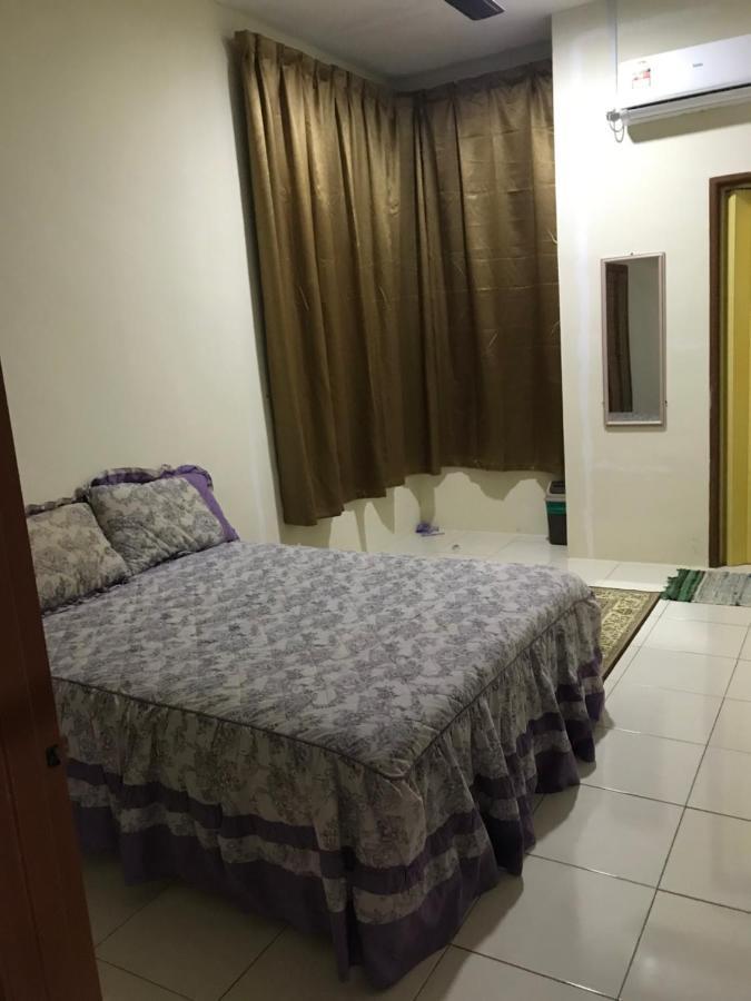 קואלה טרנגאנו Hj Homestay מראה חיצוני תמונה